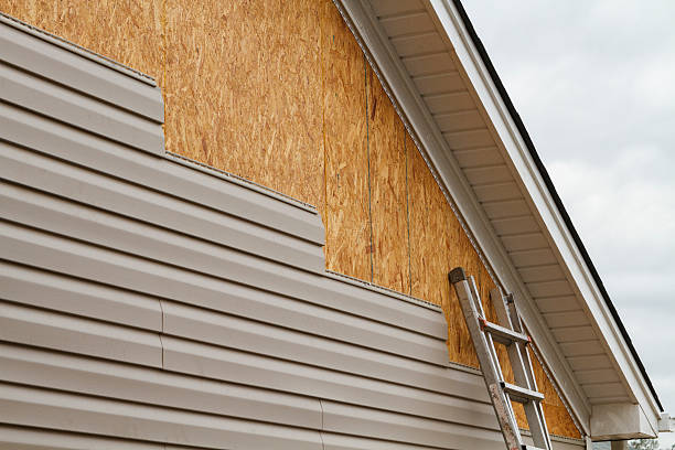 24/7 Emergency Siding experts in Entriken, PA